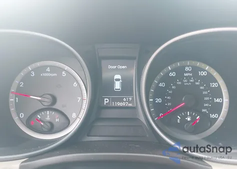 2016 Hyundai Santa Fe Sport 2.4L from USA, damaged, VIN 5XYZUDLB5GG331161